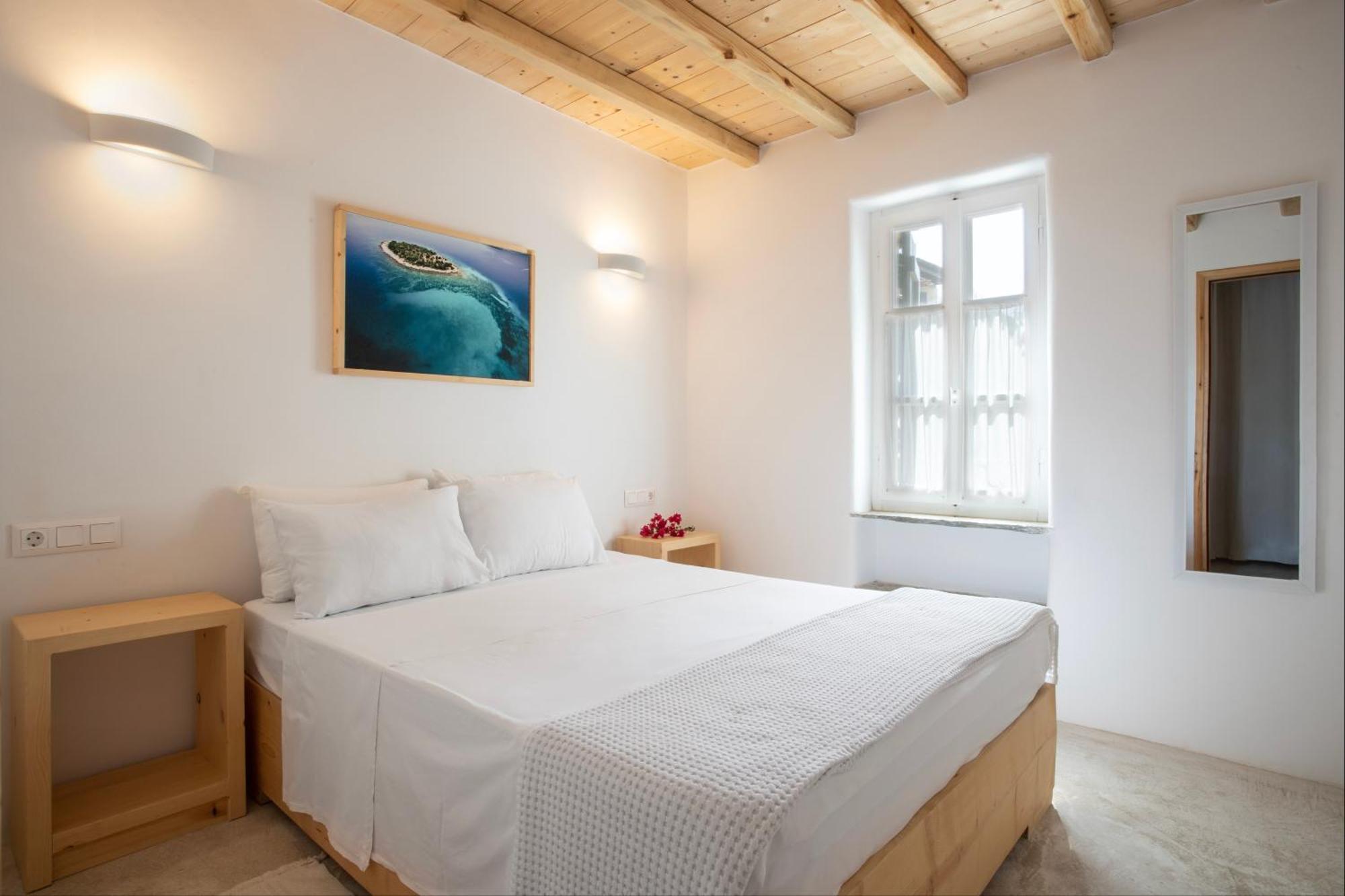 K Homes-Family Stone Suite Tínos Eksteriør bilde