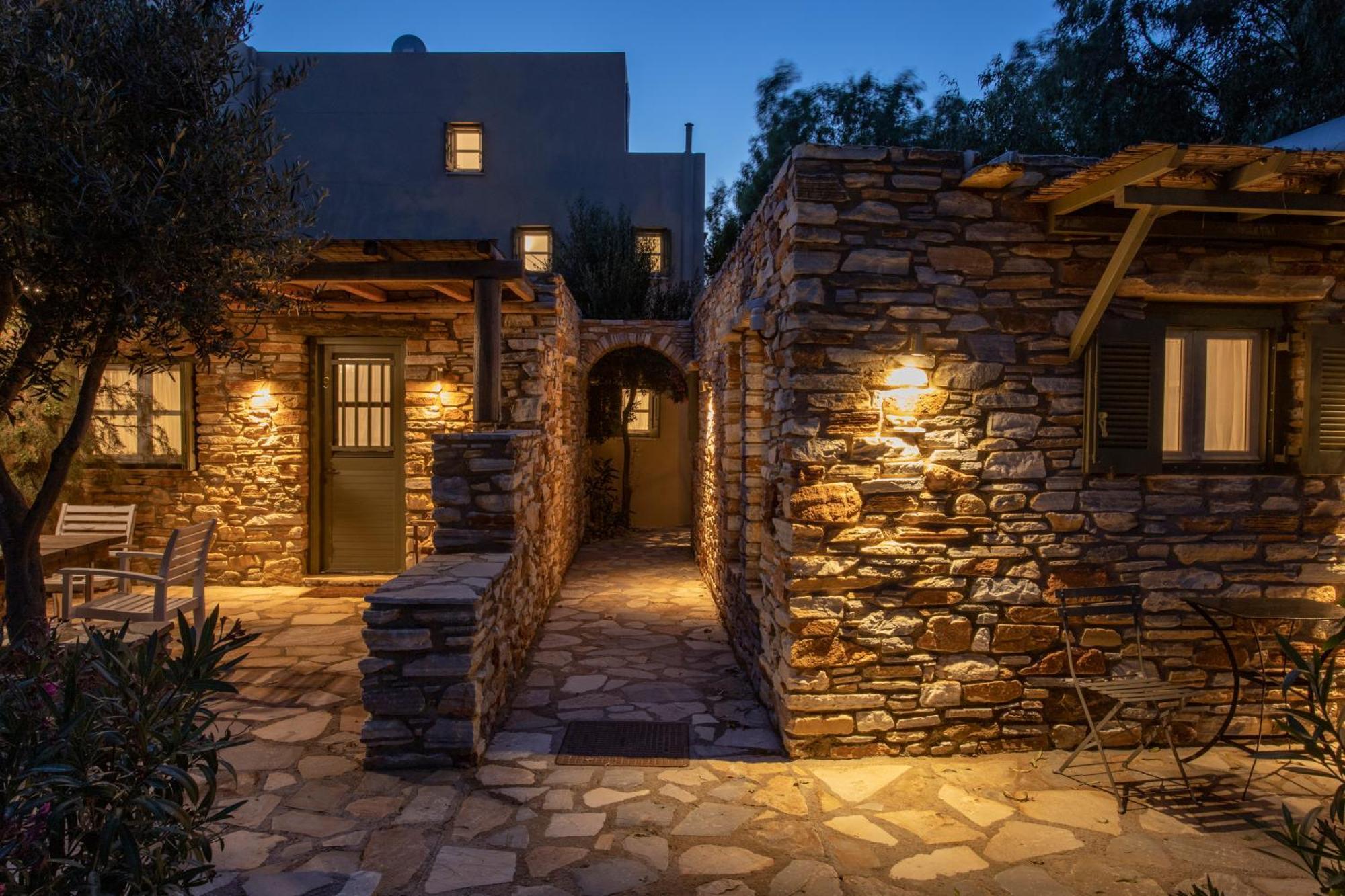 K Homes-Family Stone Suite Tínos Eksteriør bilde